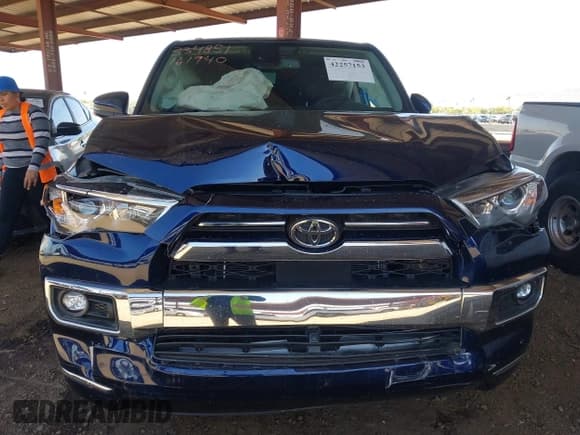 ✅ 2023 Toyota 4Runner Limited • VIN: JTEKU5JR3P6161940 • Лот: 42257153. Опубликован ранее на IAAI с пробегом 25 862 миль. Бесплатный доступ к архиву аукционных продаж из США и подробный отчёт об истории автомобиля на DreamBid. Изображение 6.
