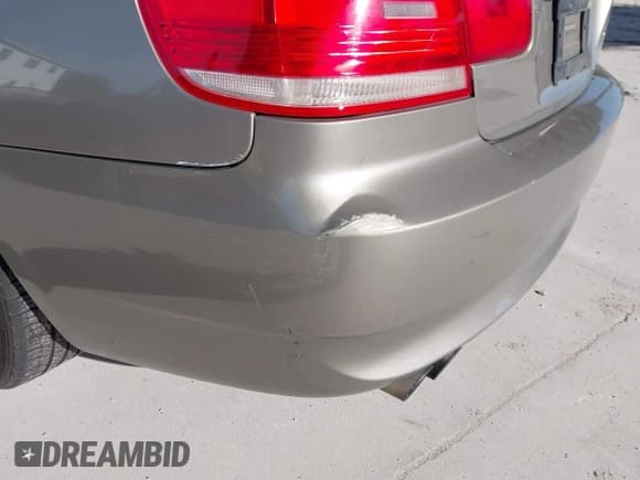 ✅ 2008 BMW 3 Series 328i • VIN: WBAWB33538P134580 • Lot: 42694374. Wystawiony na IAAI z przebiegiem 175 103 mil. Bezpłatny archiwum sprzedaży aukcyjnych z USA i szczegółowy raport historii pojazdu na DreamBid. Zdjęcie 6.