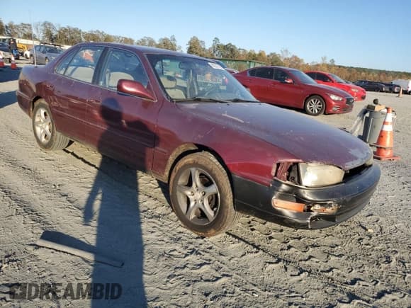 ✅ 1996 Toyota Camry DX • VIN: 4T1BG12K5TU673819 • Lot: 90257795. Wystawiony na Copart z przebiegiem 213 354 mil. Bezpłatny archiwum sprzedaży aukcyjnych z USA i szczegółowy raport historii pojazdu na DreamBid. Zdjęcie 4.