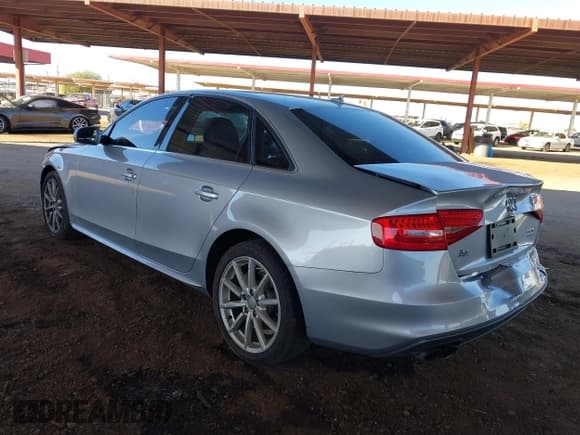 ✅ 2016 Audi A4 Premium • VIN: WAUBFAFL7GN011599 • Lot: 43652084. Listed on IAAI with 94,330 mi. Free auction sales archive from the USA and detailed vehicle history report at DreamBid. Image 3.