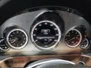 ✅ 2013 Mercedes-Benz E 550 Sport • VIN: WDDHF9BB8DA728725 • Lot: 82929844. Wystawiony na Copart z przebiegiem 176 987 mil. Bezpłatny archiwum sprzedaży aukcyjnych z USA i szczegółowy raport historii pojazdu na DreamBid. Zdjęcie 9.