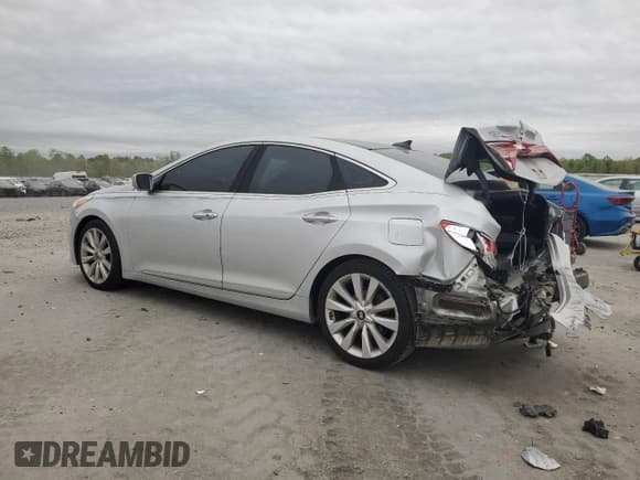 ✅ 2016 Hyundai Azera Limited • VIN: KMHFH4JG6GA518314 • Лот: 53917085. Опубликован ранее на Copart с пробегом 192 713 миль. Бесплатный доступ к архиву аукционных продаж из США и подробный отчёт об истории автомобиля на DreamBid. Изображение 2.