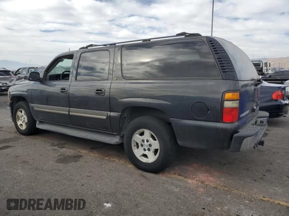 ✅ 2005 Chevrolet Suburban LT • VIN: 3GNEC16Z95G171753 • Лот: 43835725. Опубликован ранее на Copart с пробегом 80 160 миль. Бесплатный доступ к архиву аукционных продаж из США и подробный отчёт об истории автомобиля на DreamBid. Изображение 2.