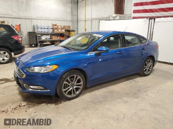 ✅ 2017 Ford Fusion S • VIN: 3FA6P0G70HR162107 • Lot: 53928925. Wystawiony na Copart z przebiegiem 147 695 mil. Bezpłatny archiwum sprzedaży aukcyjnych z USA i szczegółowy raport historii pojazdu na DreamBid. Zdjęcie 1.