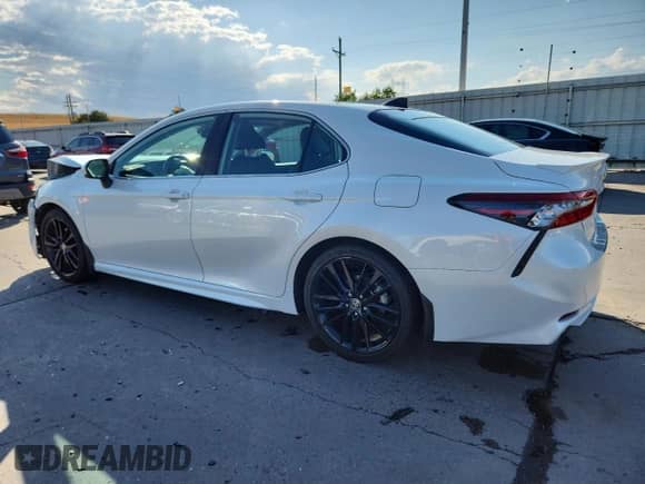 2021 Toyota Camry XSE with VIN 4T1K61BK4MU022329, listed as a Copart auction lot 69682255 with 16,244 mi miles and Salvage title. Bid and sale history available at DreamBid. Image 2.