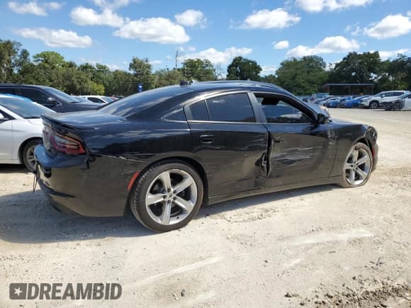 ✅ 2017 Dodge Charger R/T • VIN: 2C3CDXCT7HH532468 • Lot: 86644865. Wystawiony na Copart z przebiegiem 101 946 mil. Bezpłatny archiwum sprzedaży aukcyjnych z USA i szczegółowy raport historii pojazdu na DreamBid. Zdjęcie 3.