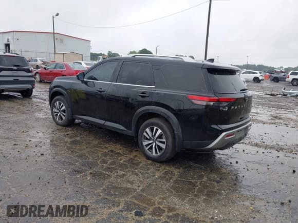 ✅ 2024 Nissan Pathfinder SL • VIN: 5N1DR3CC1RC213044 • Лот: 42912940. Опубликован ранее на IAAI с пробегом 20 648 миль. Бесплатный доступ к архиву аукционных продаж из США и подробный отчёт об истории автомобиля на DreamBid. Изображение 3.