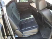 ✅ 2015 Chevrolet Suburban LT • VIN: 1GNSKJKC6FR618466 • Lot: 78692574. Wystawiony na Copart z przebiegiem 151 200 mil. Bezpłatny archiwum sprzedaży aukcyjnych z USA i szczegółowy raport historii pojazdu na DreamBid. Zdjęcie 11.