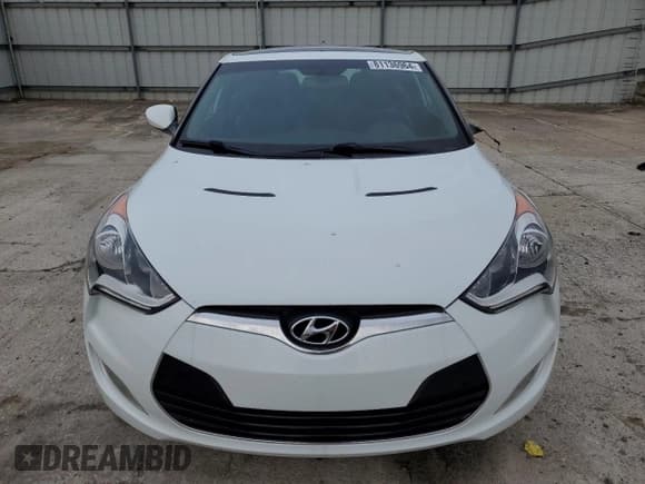 ✅ 2014 Hyundai Veloster • VIN: KMHTC6ADXEU184741 • Lot: 81136964. Wystawiony na Copart z przebiegiem 85 453 mil. Bezpłatny archiwum sprzedaży aukcyjnych z USA i szczegółowy raport historii pojazdu na DreamBid. Zdjęcie 5.