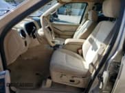 ✅ 2006 Ford Explorer XLT • VIN: 1FMEU63E86UA26167 • Lot: 90921665. Listed on Copart with 127,574 mi. Free auction sales archive from the USA and detailed vehicle history report at DreamBid. Image 7.