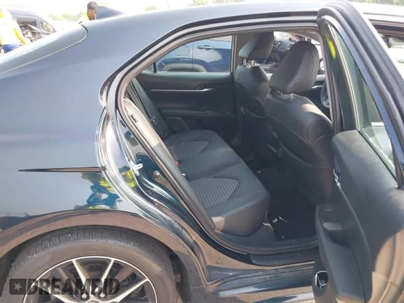 2021 Toyota Camry SE with VIN 4T1T11BKXMU042040, listed as a IAAI auction lot 42879951 with 35,130 mi miles and . Bid and sale history available at DreamBid. Image 8.