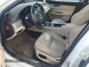 ✅ 2016 Jaguar XF 35t Prestige • VIN: SAJBK4BV4GCY15413 • Лот: 72053945. Опубликован ранее на Copart с пробегом 99 381 миль. Бесплатный доступ к архиву аукционных продаж из США и подробный отчёт об истории автомобиля на DreamBid. Изображение 7.