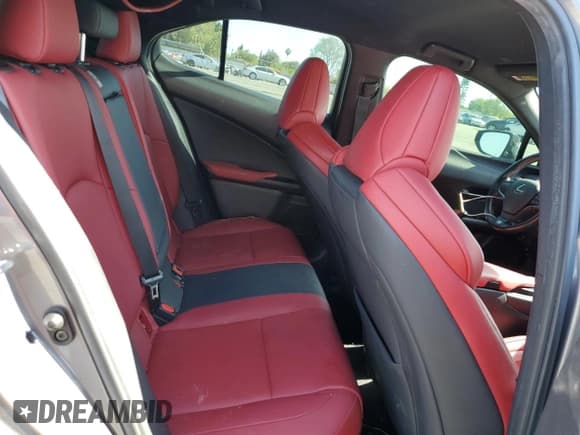 ✅ 2021 Lexus UX 200 F Sport • VIN: JTHE3JBH5M2035731 • Лот: 57638905. Опубликован ранее на Copart с пробегом 51 145 миль. Бесплатный доступ к архиву аукционных продаж из США и подробный отчёт об истории автомобиля на DreamBid. Изображение 10.