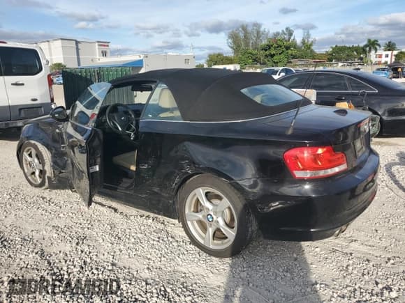 ✅ 2012 BMW 1 Series 128i • VIN: WBAUL7C50CVM81445 • Лот: 92620235. Опубликован ранее на Copart с пробегом 46 116 миль. Бесплатный доступ к архиву аукционных продаж из США и подробный отчёт об истории автомобиля на DreamBid. Изображение 2.