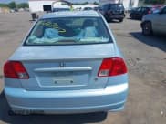 ✅ 2005 Honda Civic • VIN: JHMES96695S017258 • Lot: 42797417. Wystawiony na IAAI z przebiegiem 278 304 mil. Bezpłatny archiwum sprzedaży aukcyjnych z USA i szczegółowy raport historii pojazdu na DreamBid. Zdjęcie 17.