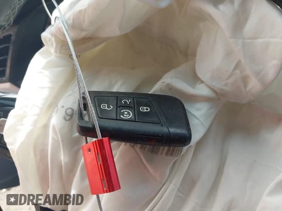 ✅ 2021 Volkswagen Jetta S • VIN: 3VWC57BU4MM038015 • Lot: 43190489. Wystawiony na IAAI z przebiegiem 114 132 mil. Bezpłatny archiwum sprzedaży aukcyjnych z USA i szczegółowy raport historii pojazdu na DreamBid. Zdjęcie 11.