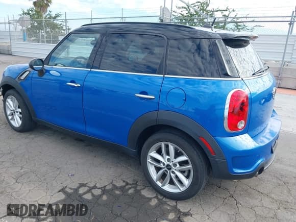 ✅ 2012 MINI Countryman S • VIN: WMWZC3C54CWL84371 • Lot: 43423319. Wystawiony na IAAI z przebiegiem 82 014 mil. Bezpłatny archiwum sprzedaży aukcyjnych z USA i szczegółowy raport historii pojazdu na DreamBid. Zdjęcie 3.