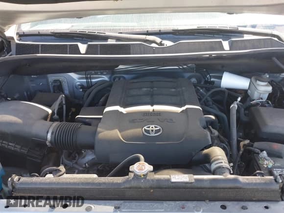 ✅ 2021 Toyota Tundra SR5 • VIN: 5TFEY5F12MX292999 • Lot: 42008779. Listed on IAAI with 46,684 mi. Free auction sales archive from the USA and detailed vehicle history report at DreamBid. Image 10.