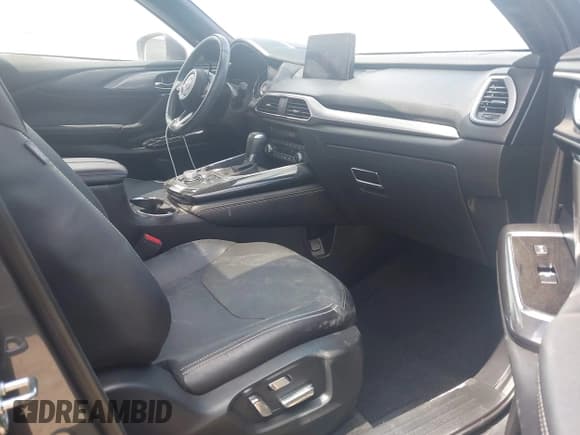 ✅ 2020 Mazda CX-9 Grand Touring • VIN: JM3TCADY1L0405922 • Lot: 43172878. Listed on IAAI with 68,394 mi. Free auction sales archive from the USA and detailed vehicle history report at DreamBid. Image 5.
