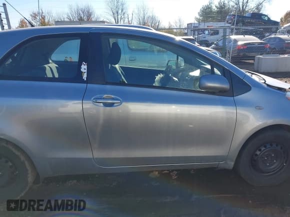 ✅ 2010 Toyota Yaris • VIN: JTDJT4K39A5284324 • Lot: 43705774. Listed on IAAI with 163,574 mi. Free auction sales archive from the USA and detailed vehicle history report at DreamBid. Image 14.