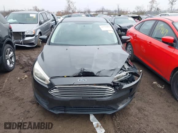 ✅ 2016 Ford Focus SE • VIN: 1FADP3F23GL217564 • Lot: 43754051. Wystawiony na IAAI z przebiegiem 137 951 mil. Bezpłatny archiwum sprzedaży aukcyjnych z USA i szczegółowy raport historii pojazdu na DreamBid. Zdjęcie 12.
