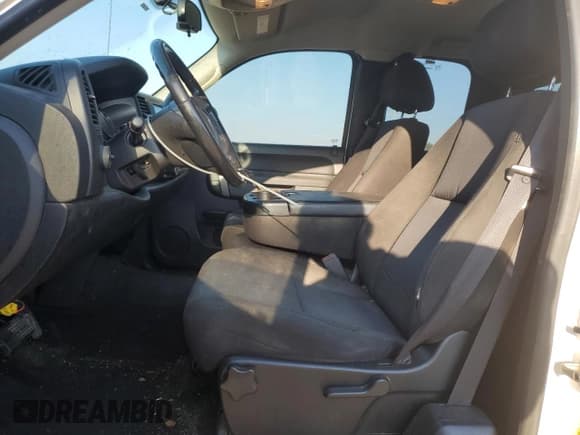 ✅ 2011 GMC Sierra 1500 SLE • VIN: 1GTR1VEA7BZ100372 • Lot: 80681925. Wystawiony na Copart z przebiegiem 170 963 mil. Bezpłatny archiwum sprzedaży aukcyjnych z USA i szczegółowy raport historii pojazdu na DreamBid. Zdjęcie 7.