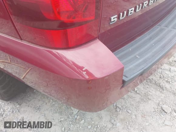 ✅ 2007 Chevrolet Suburban LT • VIN: 3GNFC16027G286929 • Lot: 41648787. Listed on IAAI with 219,212 mi. Free auction sales archive from the USA and detailed vehicle history report at DreamBid. Image 12.