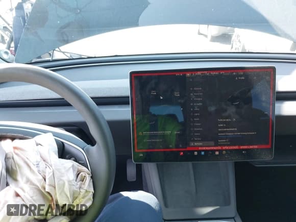 ✅ 2024 Tesla Model 3 • VIN: 5YJ3E1EA1RF821113 • Lot: 42503997. Wystawiony na IAAI z przebiegiem 9 565 mil. Bezpłatny archiwum sprzedaży aukcyjnych z USA i szczegółowy raport historii pojazdu na DreamBid. Zdjęcie 19.