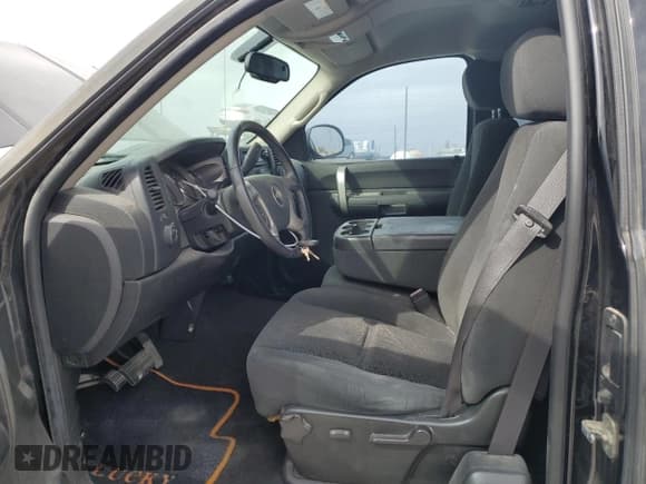 ✅ 2008 Chevrolet Silverado 1500 2LT • VIN: 2GCEC19J481206744 • Lot: 43539954. Listed on Copart with 82,081 mi. Free auction sales archive from the USA and detailed vehicle history report at DreamBid. Image 7.