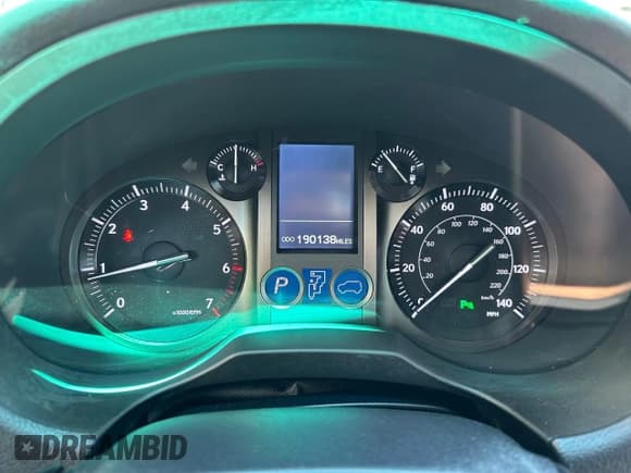 ✅ 2011 Lexus GX 460 • VIN: JTJBM7FX7B5031551 • Lot: 66138915. Listed on Copart with 190,138 mi. Free auction sales archive from the USA and detailed vehicle history report at DreamBid. Image 8.