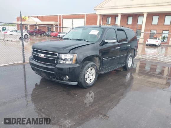 ✅ 2007 Chevrolet Tahoe LS • VIN: 1GNFC13C77R381209 • Lot: 41951832. Listed on IAAI with 145,205 mi. Free auction sales archive from the USA and detailed vehicle history report at DreamBid. Image 2.