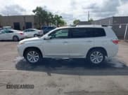 ✅ 2012 Toyota Highlander Limited • VIN: JTEDC3EH2C2008100 • Lot: 43325629. Wystawiony na IAAI z przebiegiem 148 921 mil. Bezpłatny archiwum sprzedaży aukcyjnych z USA i szczegółowy raport historii pojazdu na DreamBid. Zdjęcie 14.