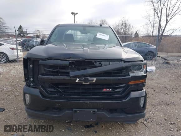 ✅ 2019 Chevrolet Silverado 1500 LT • VIN: 2GCVKPEC8K1230355 • Lot: 41124133. Wystawiony na IAAI z przebiegiem 135 034 mil. Bezpłatny archiwum sprzedaży aukcyjnych z USA i szczegółowy raport historii pojazdu na DreamBid. Zdjęcie 12.