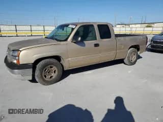 2004 Chevrolet Silverado 1500 LS z VIN 2GCEC19T541137915, wystawiony jako Copart lot #87200525 z przebiegiem 229 705 mil mil oraz Czysty tytuł • Clean title. Historia ofert i sprzedaży dostępna na DreamBid. Obrazek 1.