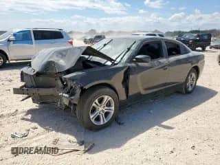 2016 Dodge Charger SE с VIN 2C3CDXBG1GH121117, выставлен на аукционе Copart как лот 81303255 с пробегом Не указан миль и Списание • Salvage title. История ставок и продаж доступна на DreamBid. Изображение 1.