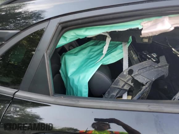 ✅ 2018 Hyundai Kona Limited • VIN: KM8K3CA54JU065516 • Лот: 62009034. Опубликован ранее на Copart с пробегом Не указан. Бесплатный доступ к архиву аукционных продаж из США и подробный отчёт об истории автомобиля на DreamBid. Изображение 10.