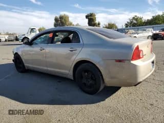✅ 2010 Chevrolet Malibu 1LS • VIN: 1G1ZB5EBXAF114684 • Lot: 75524294. Listed on Copart with Not provided. Free auction sales archive from the USA and detailed vehicle history report at DreamBid. Image 2.