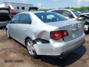 ✅ 2008 Volkswagen Jetta SE • VIN: 3VWRM71K58M061449 • Lot: 42624787. Listed on IAAI with 107,972 mi. Free auction sales archive from the USA and detailed vehicle history report at DreamBid. Image 6.