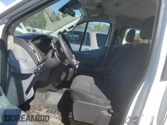 ✅ 2017 Ford Transit XL • VIN: 1FBZX2ZM4HKA86101 • Lot: 89879925. Wystawiony na Copart z przebiegiem 147 133 mil. Bezpłatny archiwum sprzedaży aukcyjnych z USA i szczegółowy raport historii pojazdu na DreamBid. Zdjęcie 7.