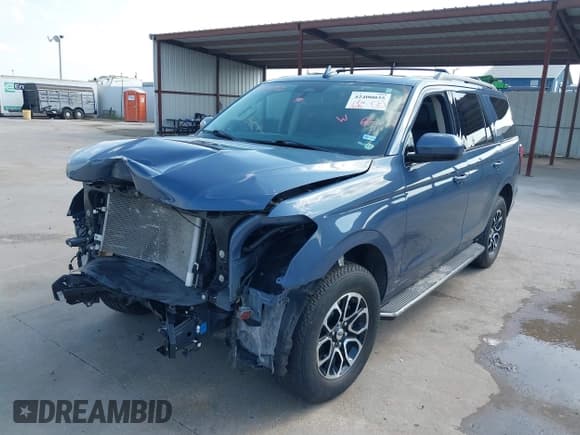 ✅ 2022 Ford Expedition XLT • VIN: 1FMJU1JT9NEA34564 • Lot: 42400035. Listed on IAAI with 19,779 mi. Free auction sales archive from the USA and detailed vehicle history report at DreamBid. Image 2.