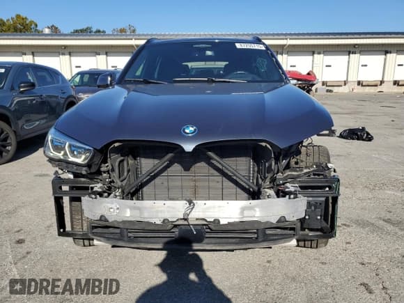 ✅ 2022 BMW X5 xDrive45e • VIN: 5UXTA6C00N9M88375 • Lot: 87255715. Wystawiony na Copart z przebiegiem 30 643 mil. Bezpłatny archiwum sprzedaży aukcyjnych z USA i szczegółowy raport historii pojazdu na DreamBid. Zdjęcie 5.