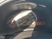 ✅ 2018 Nissan Versa SV • VIN: 3N1CN7AP9JL820300 • Lot: 92606495. Wystawiony na Copart z przebiegiem 69 488 mil. Bezpłatny archiwum sprzedaży aukcyjnych z USA i szczegółowy raport historii pojazdu na DreamBid. Zdjęcie 9.