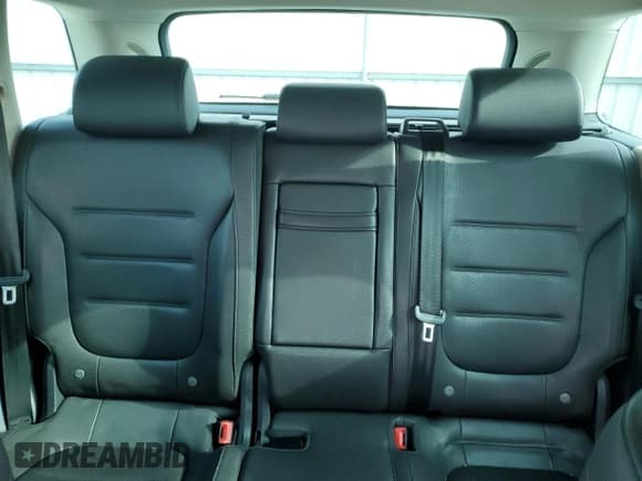 ✅ 2016 Volkswagen Touareg Sport • VIN: WVGEF9BP9GD005988 • Lot: 87360354. Listed on Copart with 93,435 mi. Free auction sales archive from the USA and detailed vehicle history report at DreamBid. Image 10.