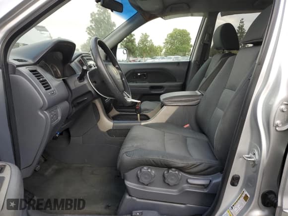 ✅ 2008 Honda Pilot VP • VIN: 5FNYF28238B007167 • Lot: 82251915. Listed on Copart with 192,481 mi. Free auction sales archive from the USA and detailed vehicle history report at DreamBid. Image 7.