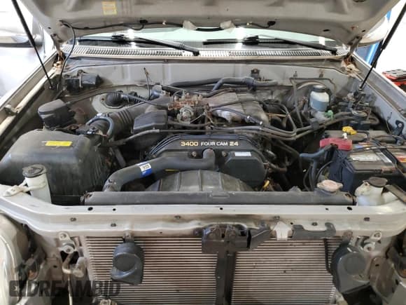 ✅ 2001 Toyota Tundra SR5 • VIN: 5TBBN44111S179256 • Lot: 93430995. Listed on Copart with 197,512 mi. Free auction sales archive from the USA and detailed vehicle history report at DreamBid. Image 11.