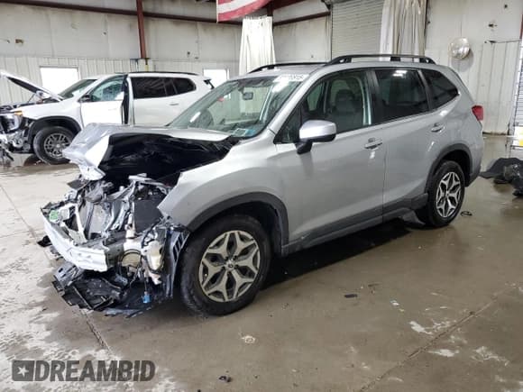 ✅ 2024 Subaru Forester Premium • VIN: JF2SKACC9RH405451 • Lot: 82606815. Listed on Copart with 79,587 mi. Free auction sales archive from the USA and detailed vehicle history report at DreamBid. Image 1.