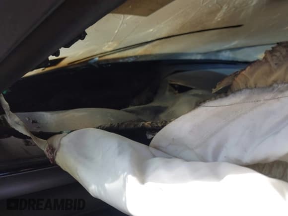 ✅ 2023 Lincoln Aviator Standard • VIN: 5LM5J6XC0PGL17986 • Lot: 40947746. Wystawiony na IAAI z przebiegiem 35 072 mil. Bezpłatny archiwum sprzedaży aukcyjnych z USA i szczegółowy raport historii pojazdu na DreamBid. Zdjęcie 7.