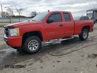 2011 Chevrolet Silverado 1500 LT z VIN 1GCRCSEA5BZ428849, wystawiony jako Copart lot #80257134 z przebiegiem 227 523 mil mil oraz Szkoda całkowita • Salvage title. Historia ofert i sprzedaży dostępna na DreamBid. Obrazek 1.