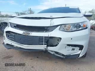 2016 Chevrolet Malibu LT z VIN 1G1ZE5ST6GF307671, wystawiony jako IAAI lot #43430038 z przebiegiem 106 419 mil mil oraz . Historia ofert i sprzedaży dostępna na DreamBid. Obrazek 6.