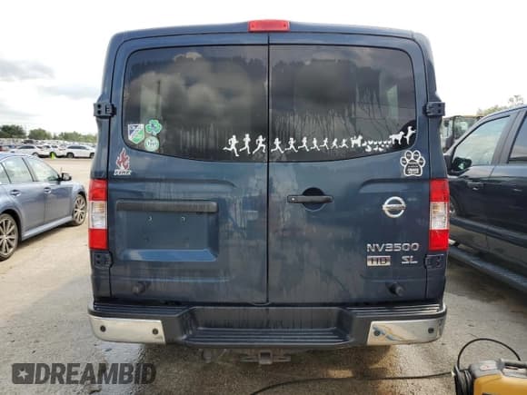 ✅ 2016 Nissan NV SL • VIN: 5BZAF0AA6GN853333 • Lot: 69688744. Wystawiony na Copart z przebiegiem 127 582 mil. Bezpłatny archiwum sprzedaży aukcyjnych z USA i szczegółowy raport historii pojazdu na DreamBid. Zdjęcie 6.